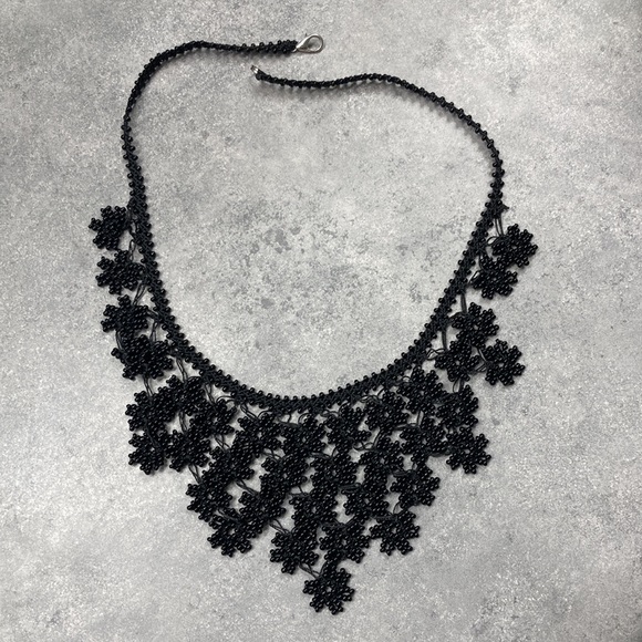 🖤🖤🖤Hand beaded necklace - Picture 3 of 4